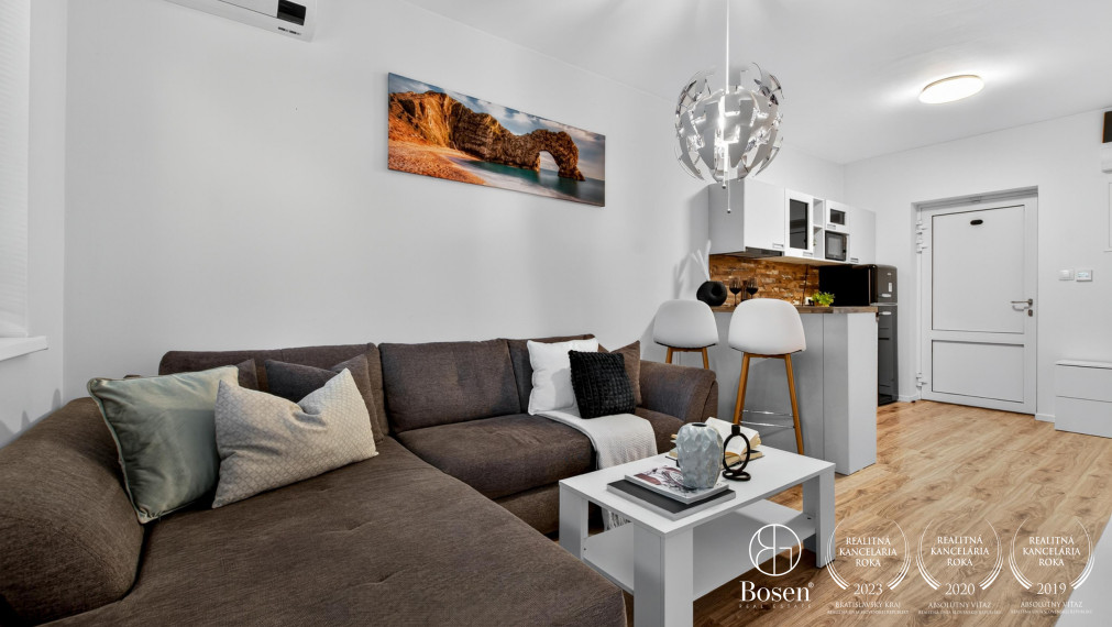 BOSEN | Praktický 2 izbový byt so záhradkou, Senec