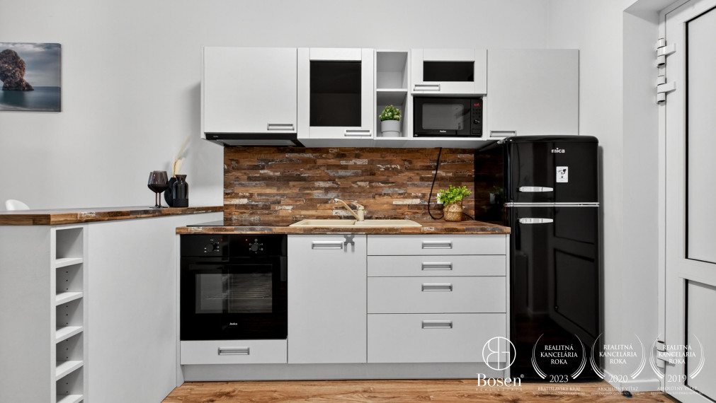 BOSEN | Praktický 2 izbový byt so záhradkou, Senec