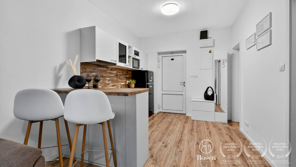 BOSEN | Praktický 2 izbový byt so záhradkou, Senec