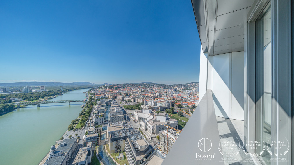 BOSEN | 2i byt v Eurovea Tower na 35. LUX poschodí s výhľadom na hrad