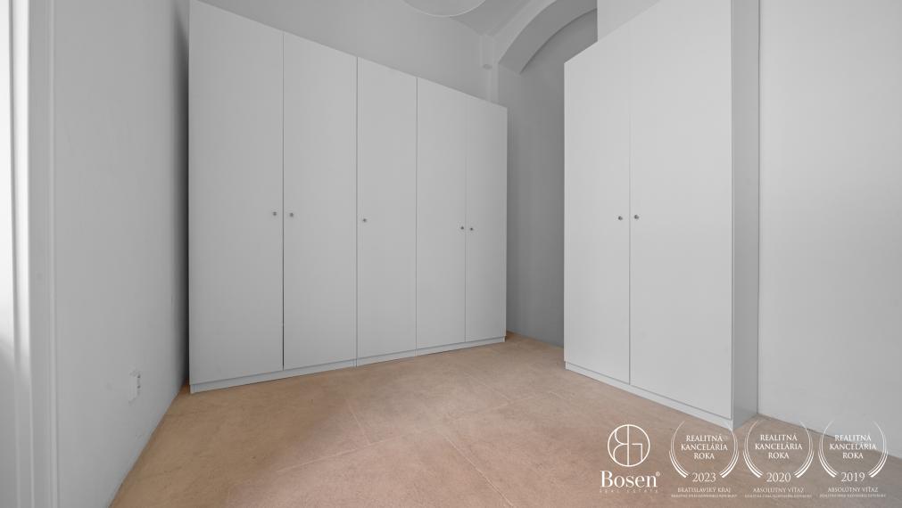 BOSEN | 4 izbový veľkometrážny byt v srdci Bratislavy, Palác Motešických