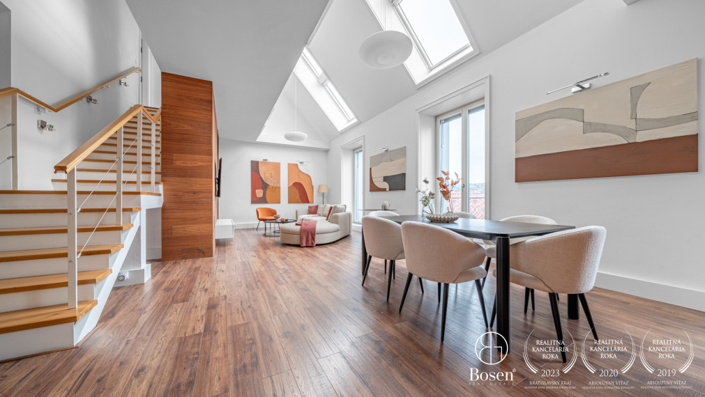 BOSEN | 3-room maisonette with terrace and winter garden, Motešický Palace