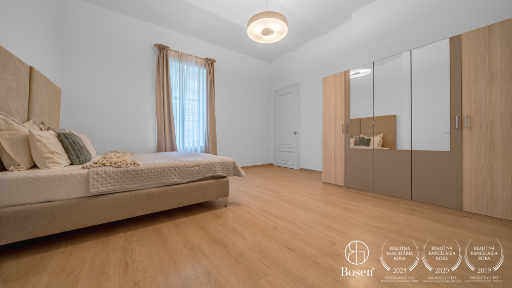 BOSEN | 4 izbový veľkometrážny byt v srdci Bratislavy, Palác Motešických