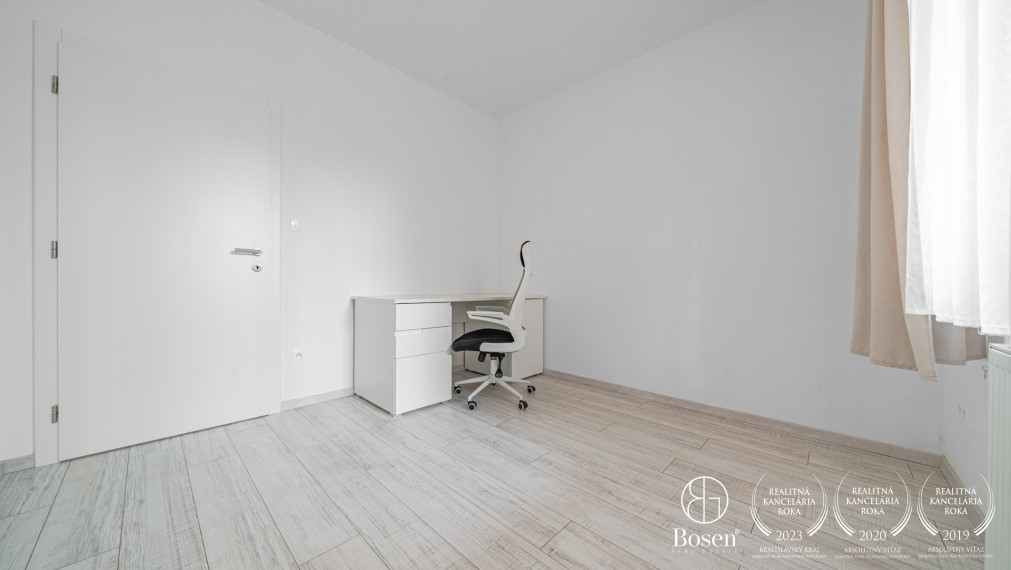 BOSEN | 3 izbový byt, záhrada, terasa, 3xparking, 85m2