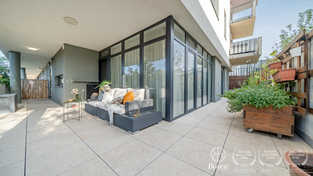 BOSEN | 3 izbový byt, záhrada, terasa, 3xparking, 85m2