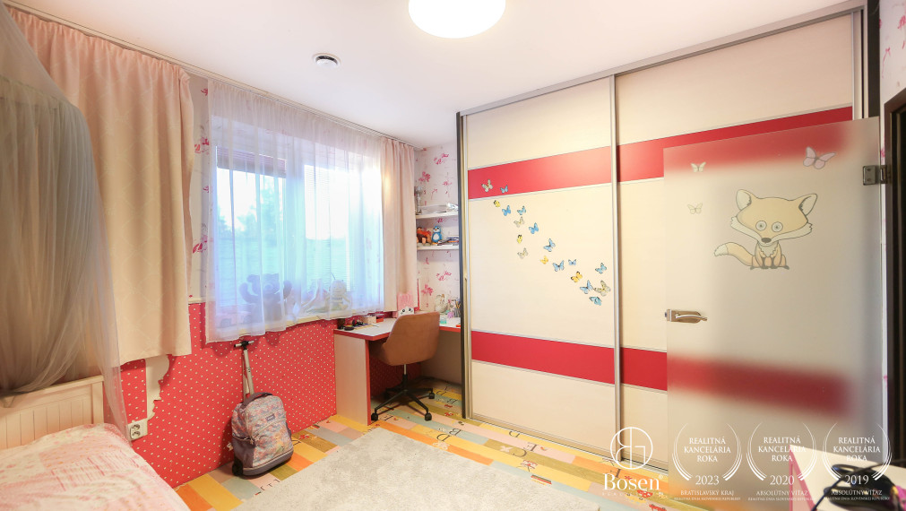 BOSEN | Na predaj výnimočný 5+1 izbový zariadený rodinný dom