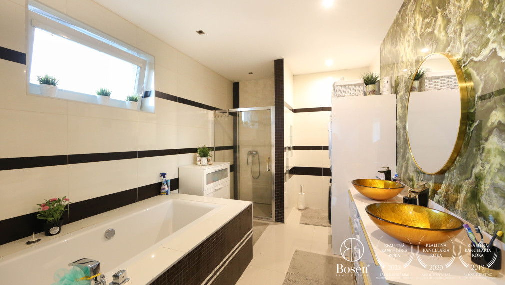 BOSEN | Na predaj výnimočný 5+1 izbový zariadený rodinný dom