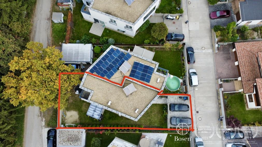 LOYALTERS | 5 izbový rodinný dom v dvojdome - Stupava