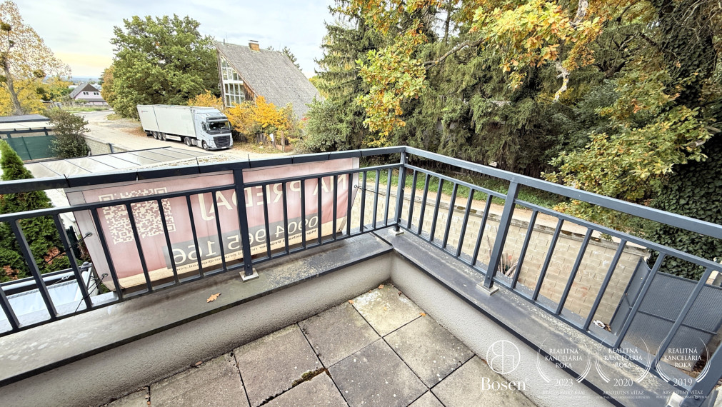 LOYALTERS | 5 izbový rodinný dom v dvojdome - Stupava