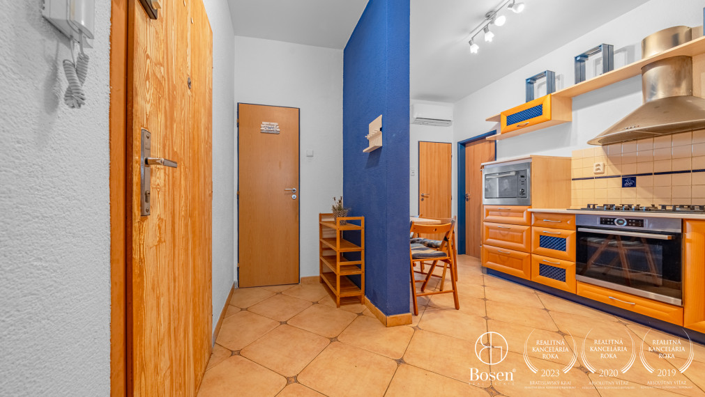 REZERVOVANÉ |  BOSEN group | 3 izbový byt s parkovacím miestom pri OC VIVO Bratislava