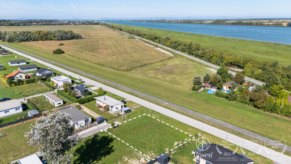 BOSEN | Pozemok v nádhernom prostredí, Vojka nad Dunajom, 550m2