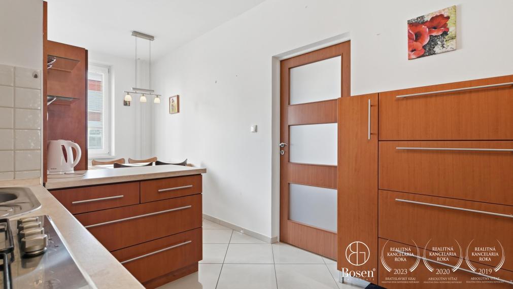 BOSEN | Na prenájom 1 izbový byt Malacky centrum Bernolákova