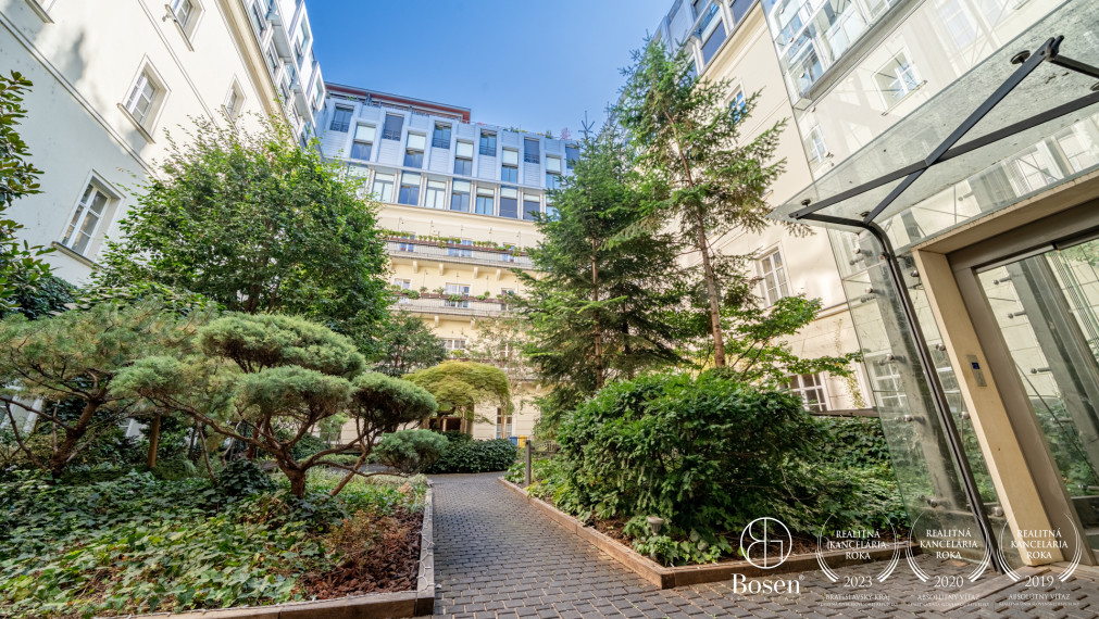 BOSEN | 3 izbový mezonet, s terasou a zimnou záhradou, Palác Motešických
