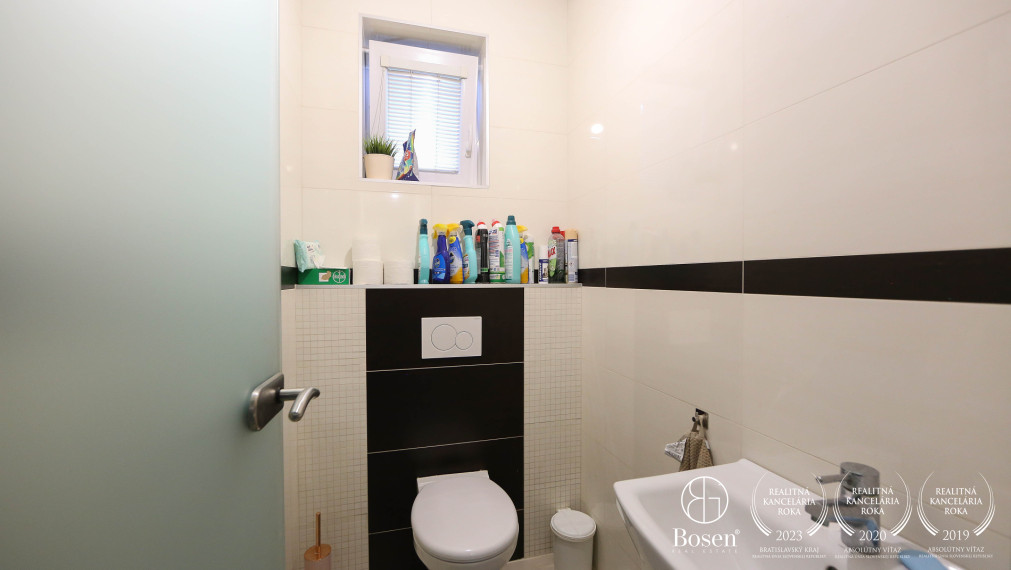 BOSEN | Na predaj výnimočný 5+1 izbový zariadený rodinný dom