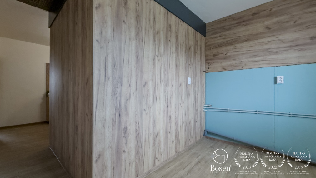 BOSEN | Zrekonštruovaný 3izbový byt s loggiou, 75m2.