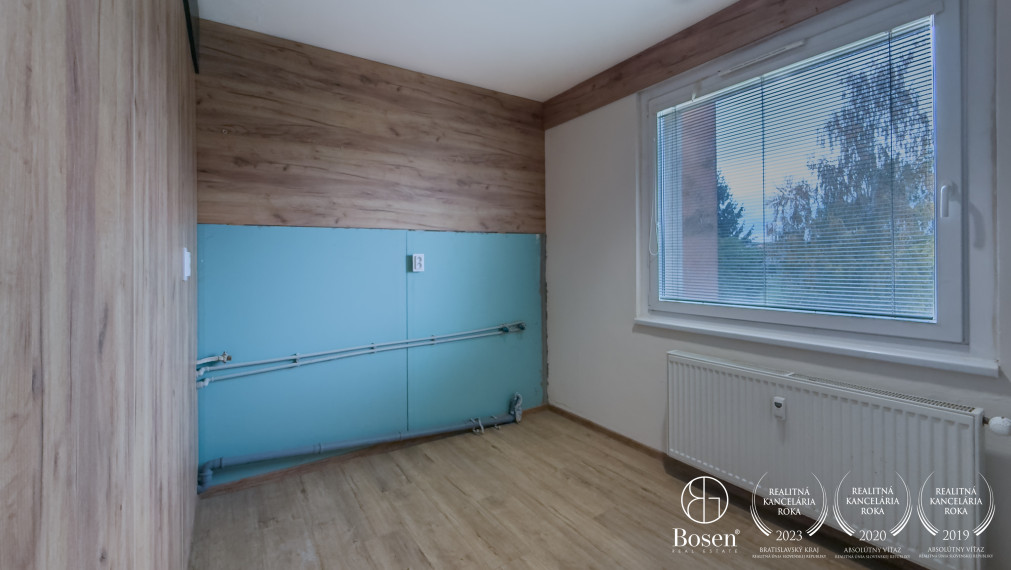 BOSEN | Zrekonštruovaný 3izbový byt s loggiou, 75m2.