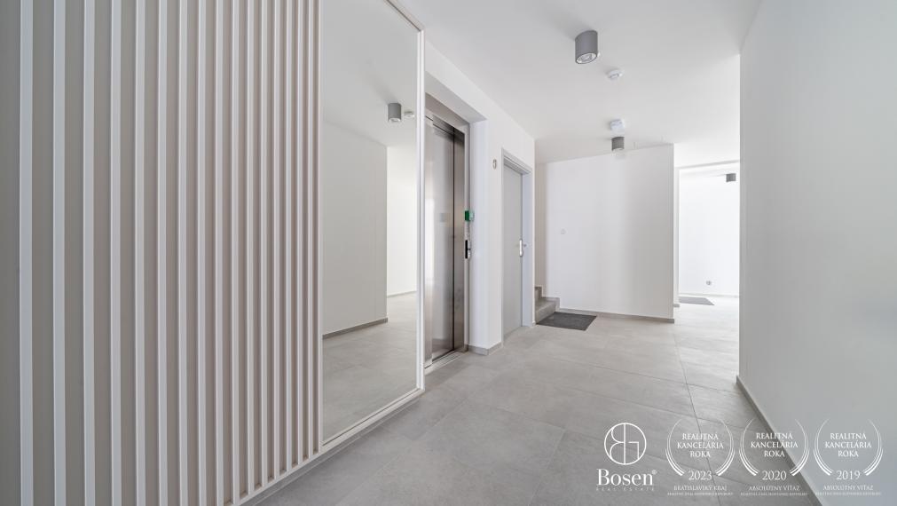 Bosen group | 5 izbový Penthouse s terasou v Hainburgu