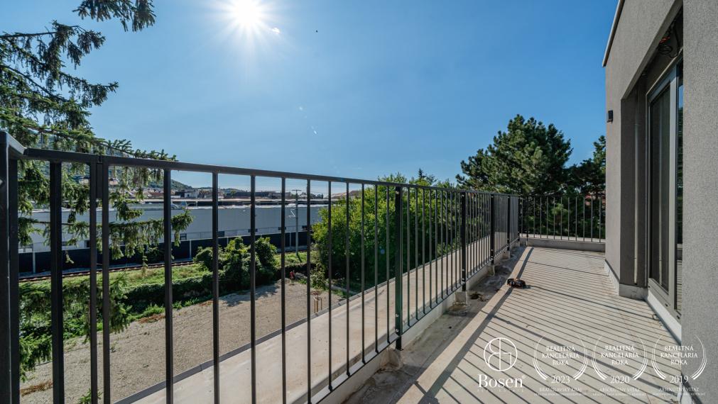 Bosen group | 5 izbový Penthouse s terasou v Hainburgu