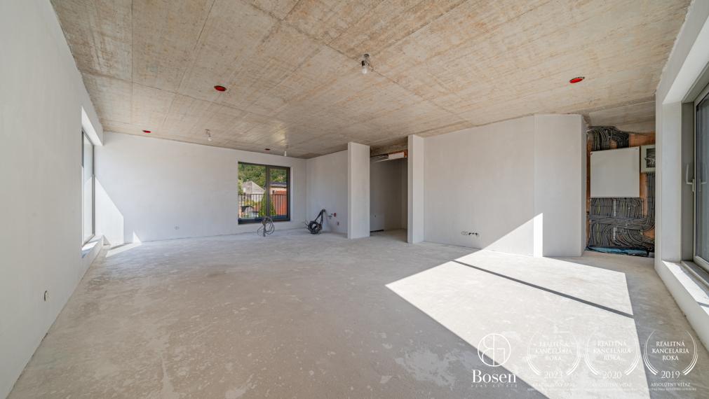 Bosen group | 5 izbový Penthouse s terasou v Hainburgu