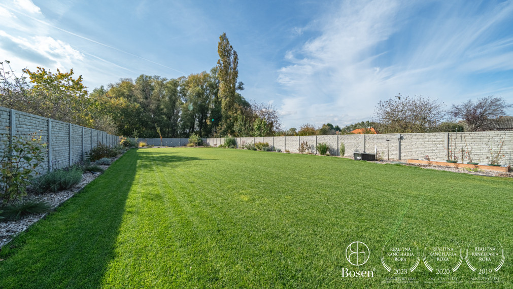 BOSEN | 3 izbový rodinný dom s veľkorysým pozemkom 1369 m2 v obci Ňárad,  Dunajská Streda