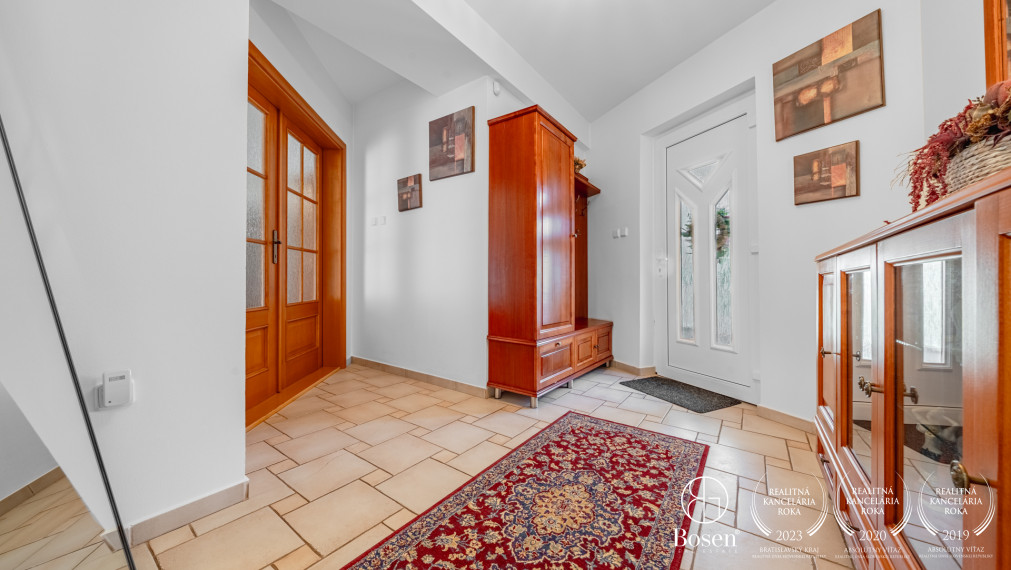 BOSEN | 3 izbový rodinný dom s veľkorysým pozemkom 1369 m2 v obci Ňárad,  Dunajská Streda