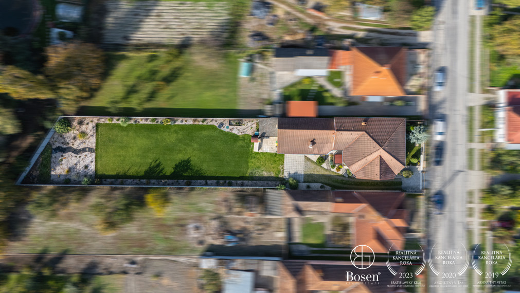 BOSEN | 3 izbový rodinný dom s veľkorysým pozemkom 1369 m2 v obci Ňárad,  Dunajská Streda