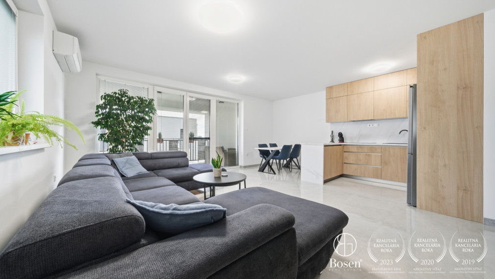 BOSEN |  3 izb.byt čiastočne zariadený s vlastným parkovaním