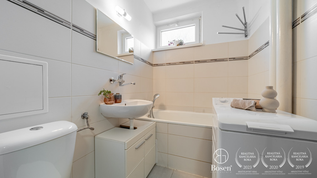 REZERVOVANÉ | BOSEN| 2 izbový byt v tichej zelenej lokalite Devínskej Novej Vsi