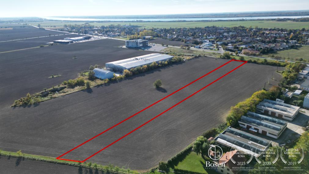 BOSEN | Investičný pozemok pri IMPA a Oktagon Gym v Šamoríne