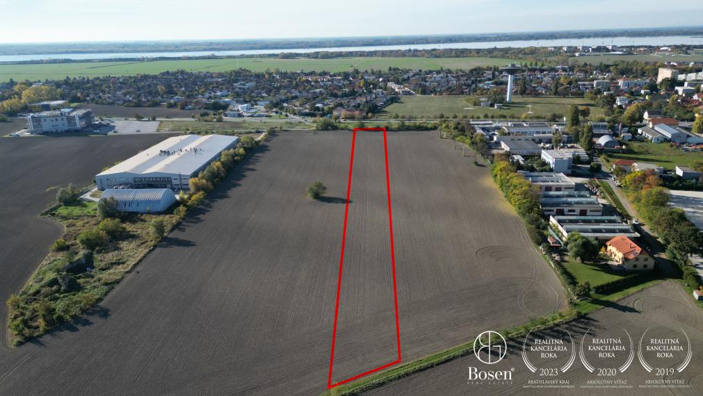 BOSEN | Investičný pozemok pri IMPA a Oktagon Gym v Šamoríne