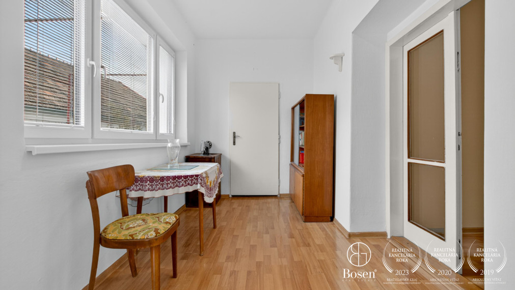 Bosen Group Vám ponúka na predaj exkluzívne vidiecky rodinný dom v Dlhej pri Trnave