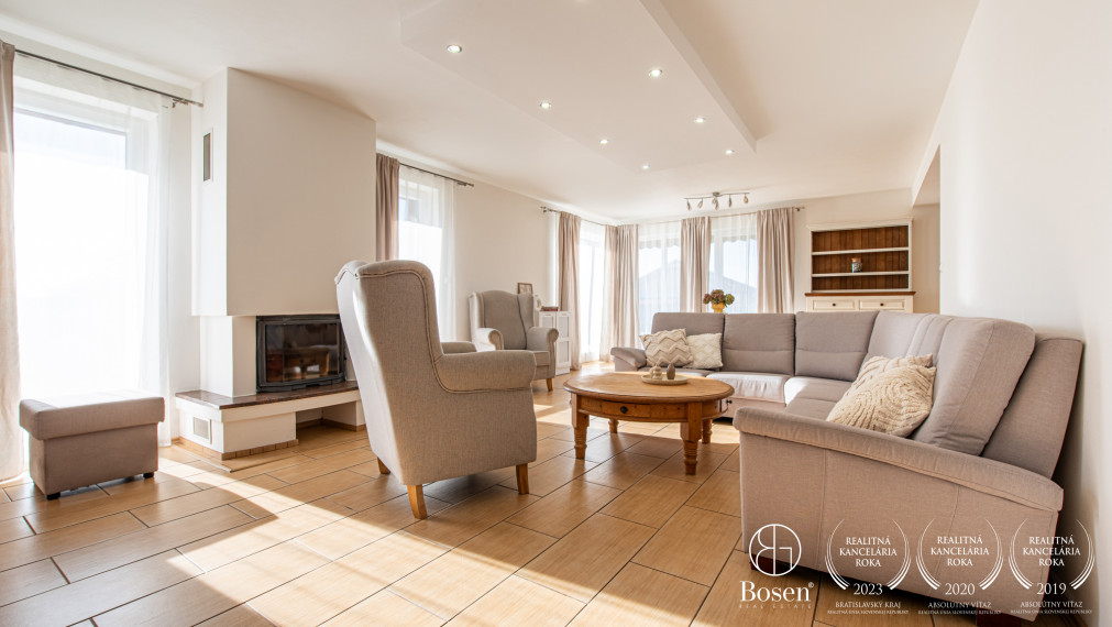 BOSEN | Na predaj 5 izbový rodinný dom s pozemkom 1517m2 - Trenčianska Teplá, časť Príles