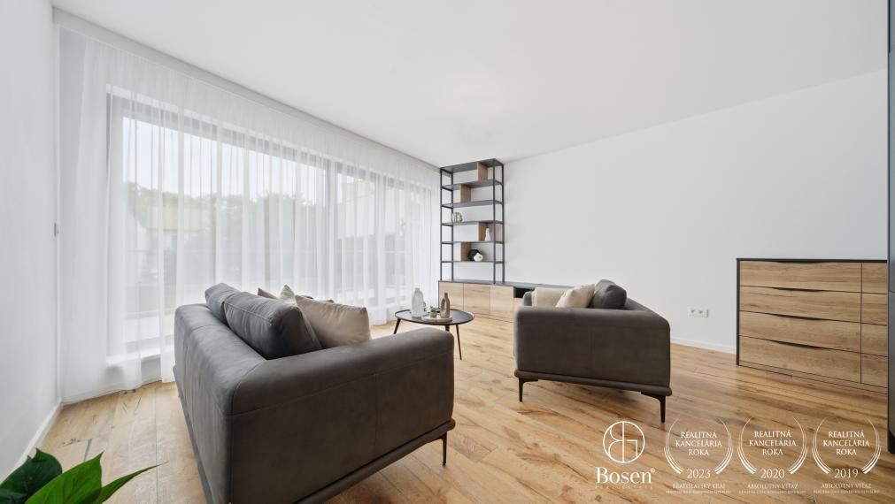 BOSEN | 2 izbový byt s terasou a parkovacím státím, Karpatská ulica - Staré Mesto