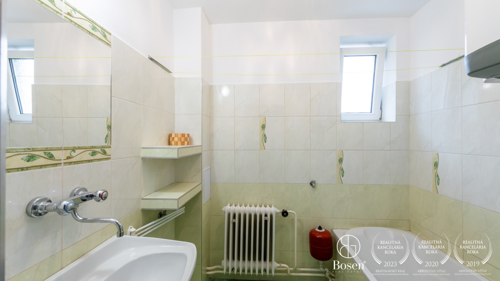 BOSEN | Priestranný 4 izbový byt s výbornou dispozíciou a záhradou Liesek , 88m2