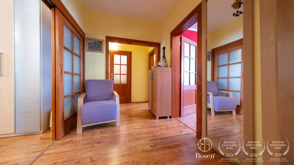 BOSEN | Zrekonštruovaný a zariadený 3 izbový byt, 79m2