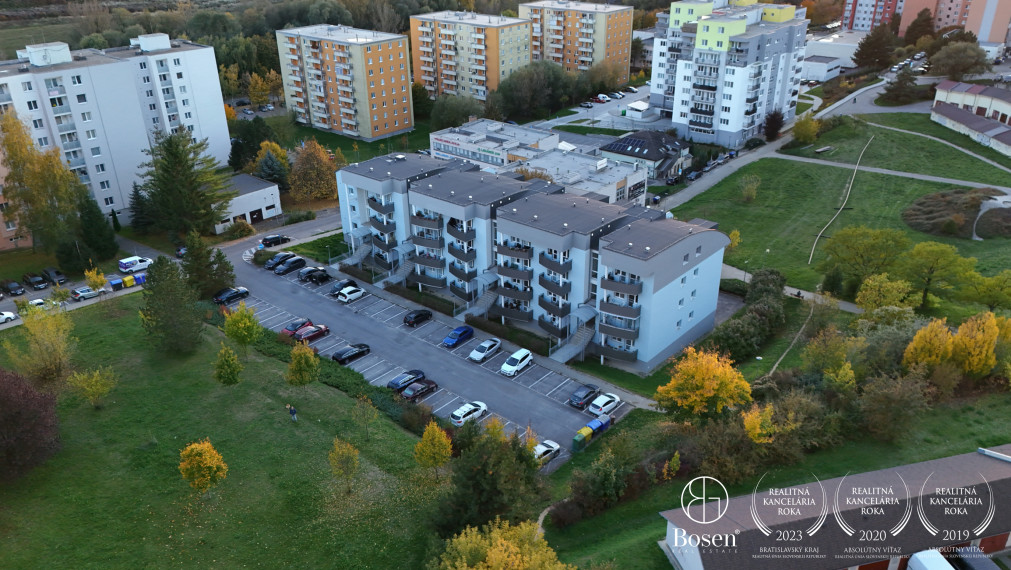 BOSEN | Na predaj 2i byt s parkovaním priamo pred bytovým domom - Trenčín