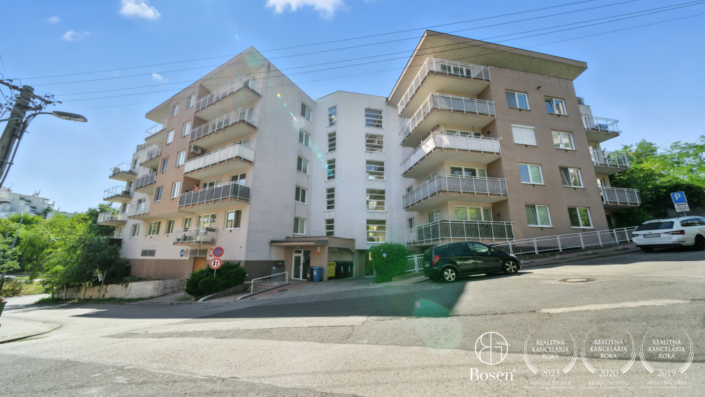 BOSEN | 4 izb. penthaus - súkromie bez susedov, 267 m2 | Kramáre – Uhrova ulica