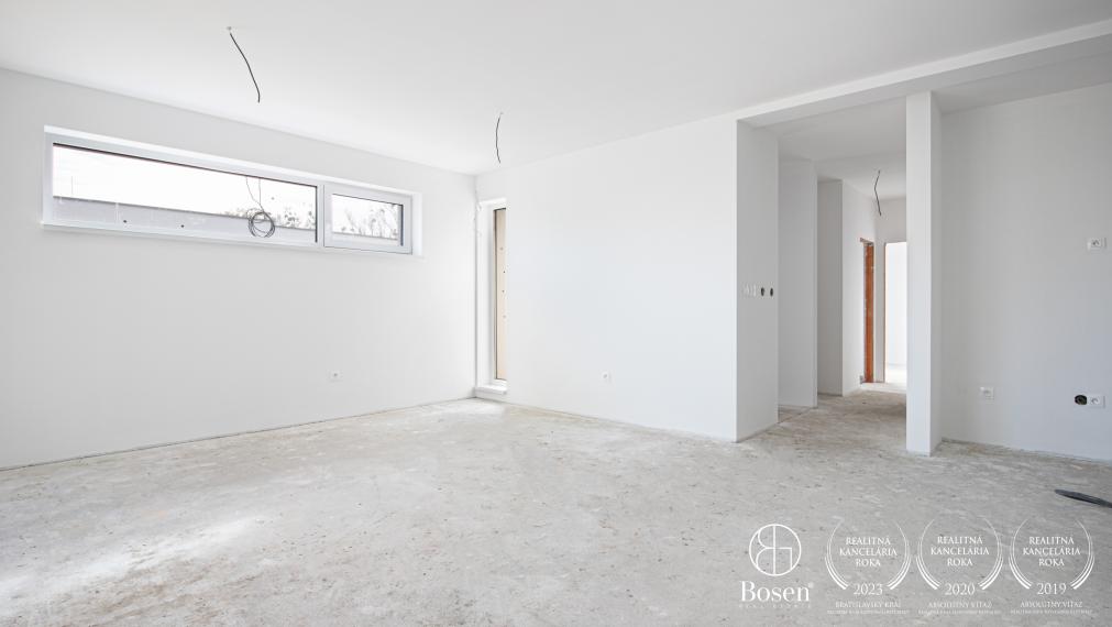 BOSEN | Rodinný dom s dvoma bytovými jednotkami v obci Dunajský Klátov