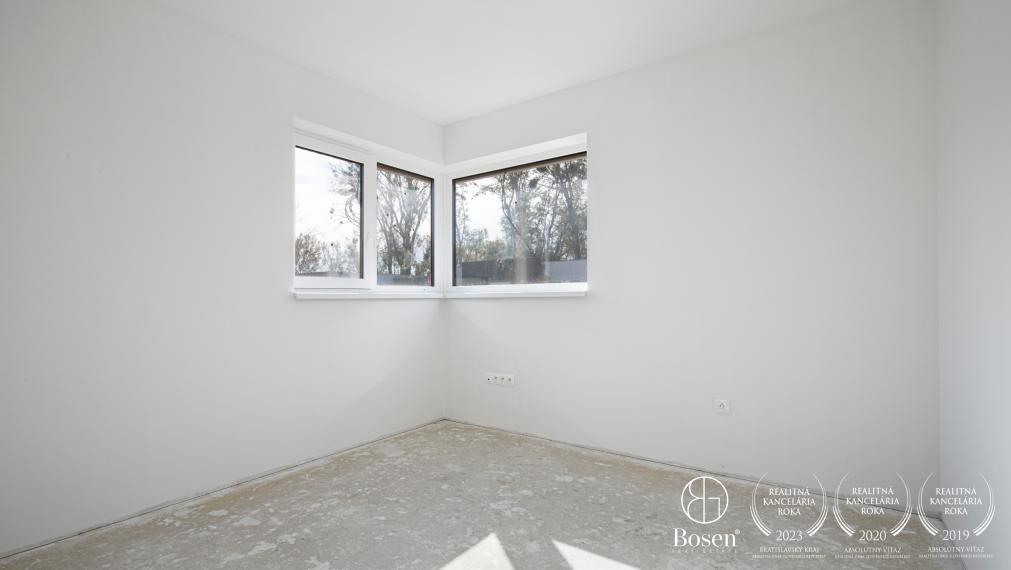 BOSEN | Rodinný dom s dvoma bytovými jednotkami v obci Dunajský Klátov