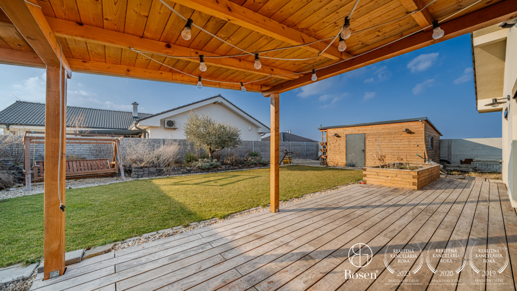 BOSEN | Na prenájom moderný 4-izbový rodinný dom s terasou, klimatizáciou a fotovoltikou – Alžbetin Dvor