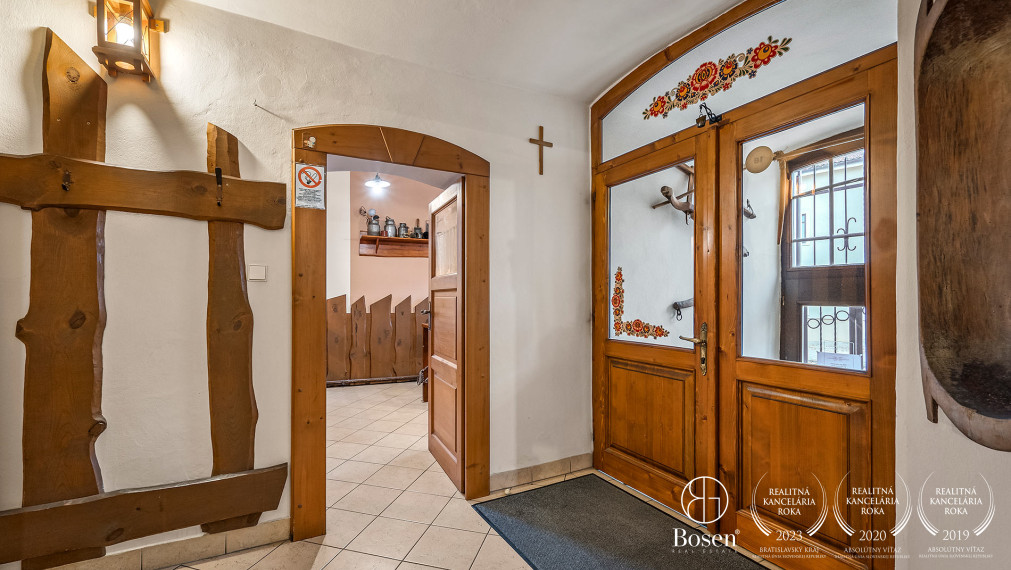 BOSEN | Historic House with Commercial Potential in Kežmarok