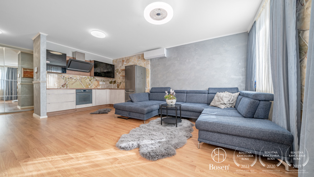 Ponúkame na prenájom 2-izbový apartmán v Starom Meste- Vysoká ulica