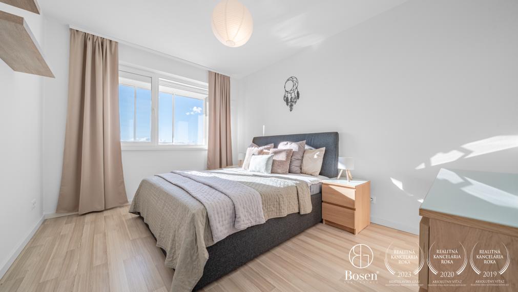 Rezervované Moderný 2-izbový byt s loggiou a parkovaním - Dunajská Lužná