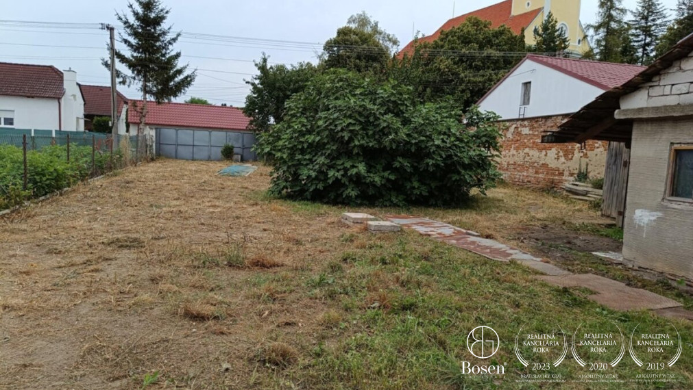 REZERVOVANÉ ! BOSEN | Rodinný dom v srdci obce Borský Mikuláš, pozemok 798m2