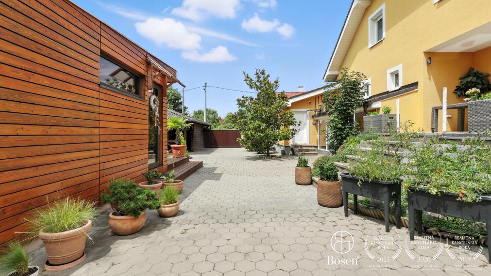 BOSEN | 5-room family house, Bratislava-Jarovce