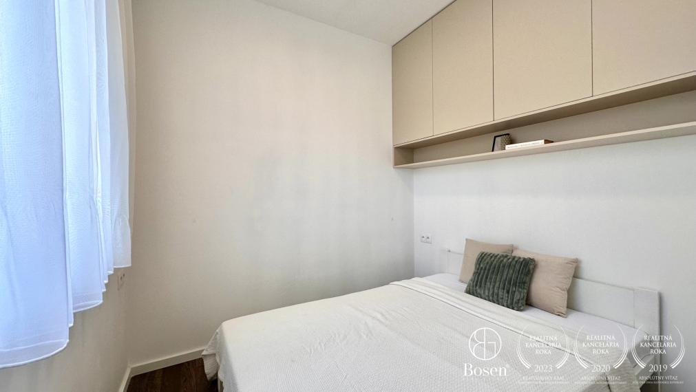 BOSEN | Pekný 1,5 izbový byt s parkovacím státim, Rovinka