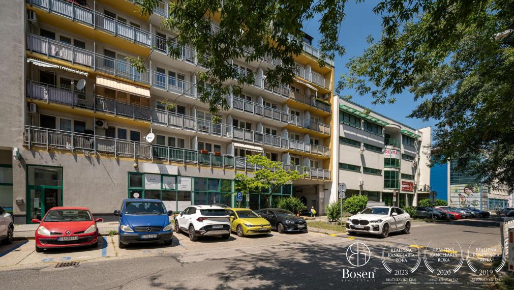 Ponúkame na prenájom 1 izbový byt. Voľný od decembra 2025