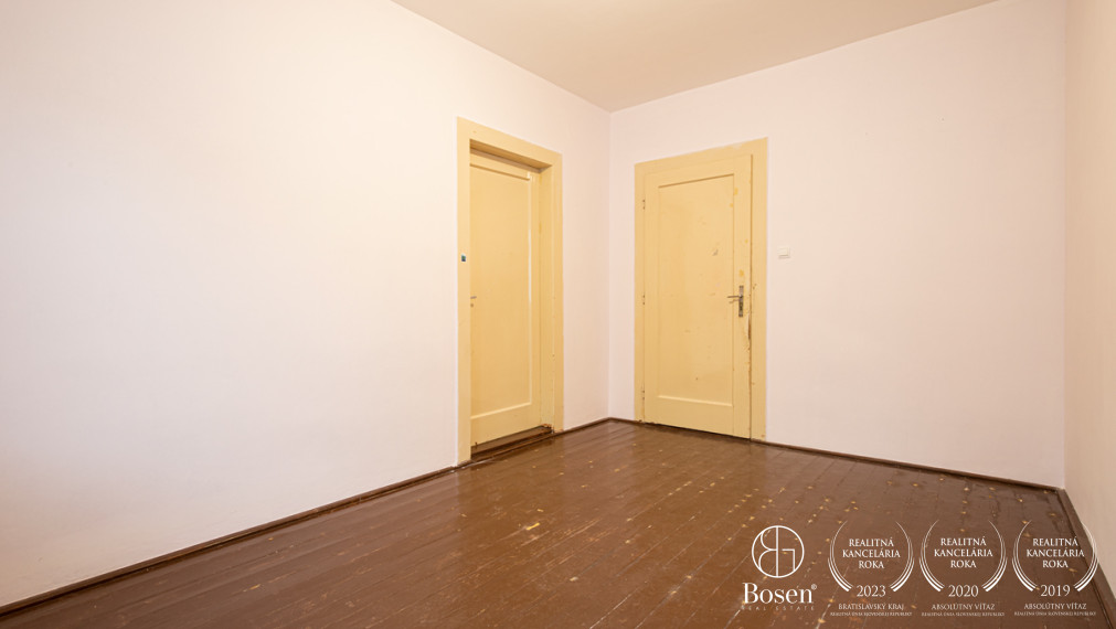 BOSEN |4 izbový rodinný dom, Dolné Saliby okres Galanta