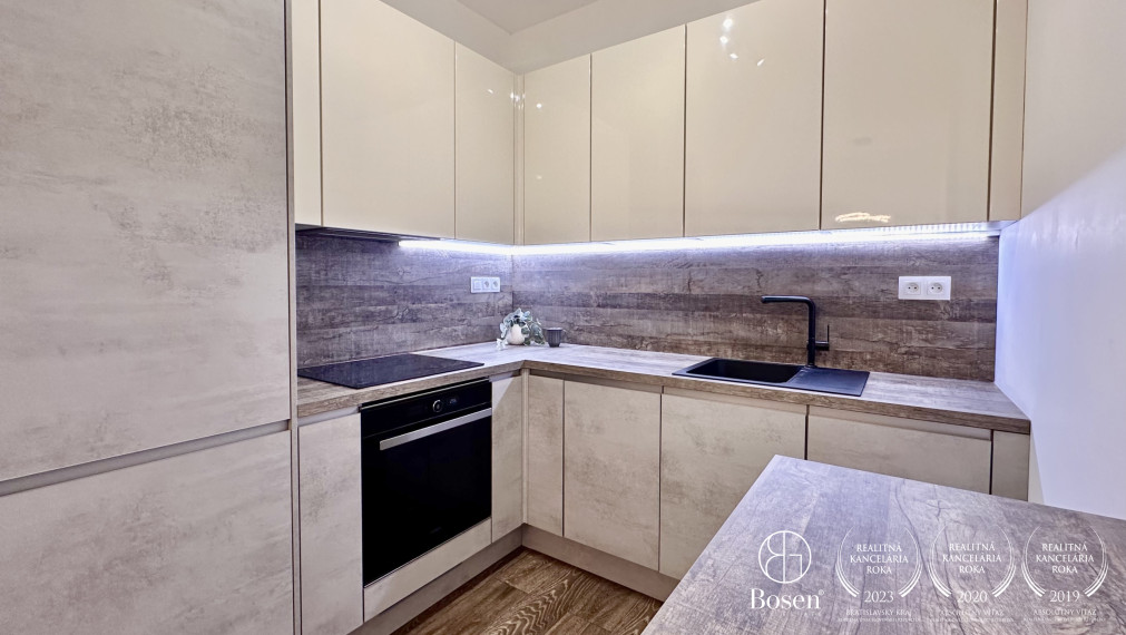 BOSEN | Pekný 1,5 izbový byt s parkovacím státim, Rovinka