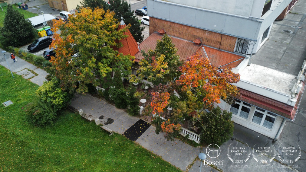 Obchodný priestor – Kancelária  – Reštaurácia - Vlastný Pozemok - Petržalka, Šustekova ulica